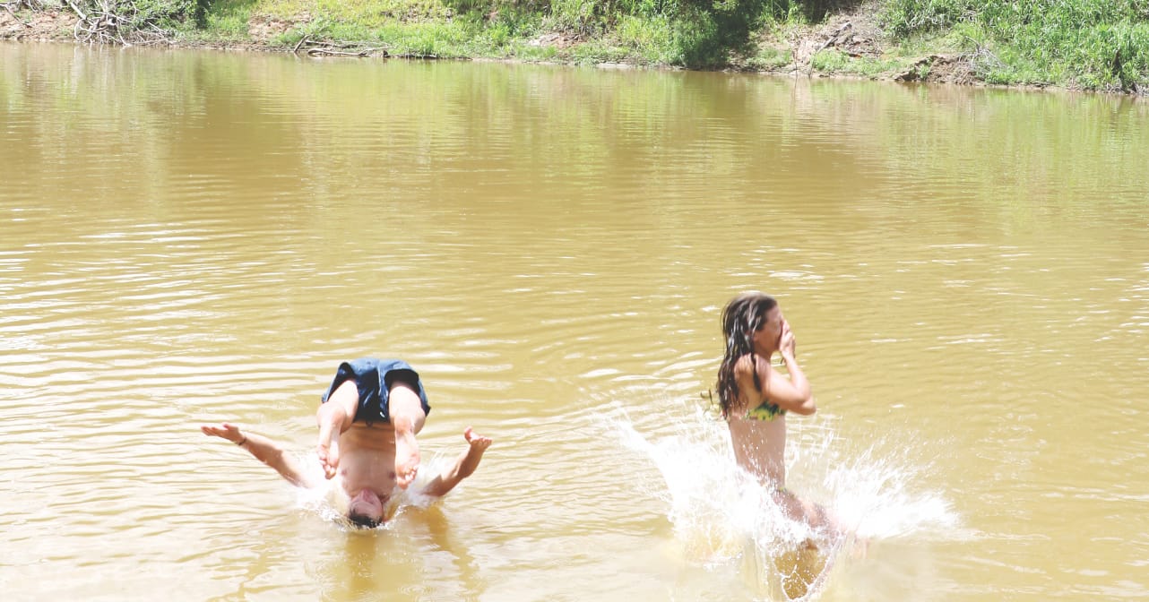 Baden im Amazonas