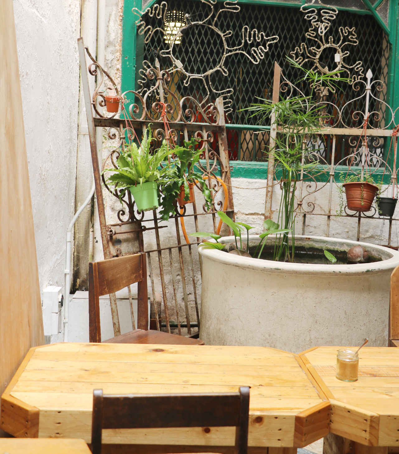 Stylisches Cafe in George Town auf Penang