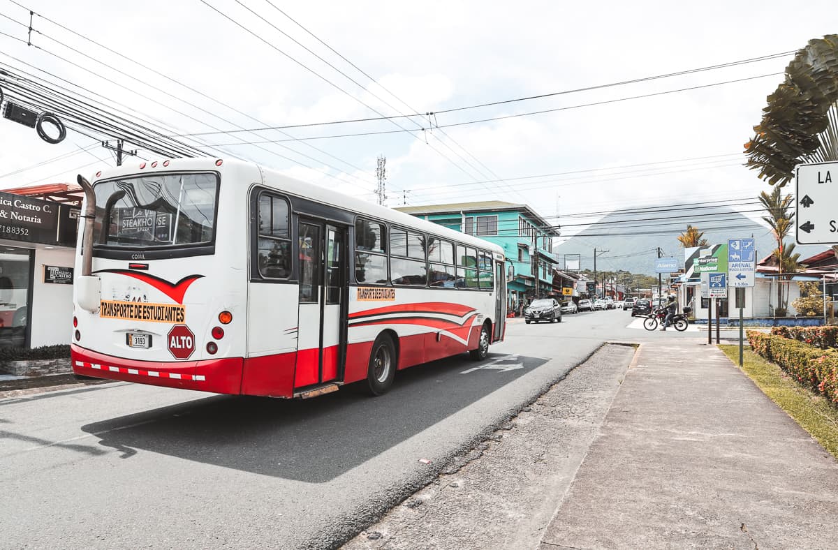 Costa Rica - Mietwagen oder Bus - Reisetipps