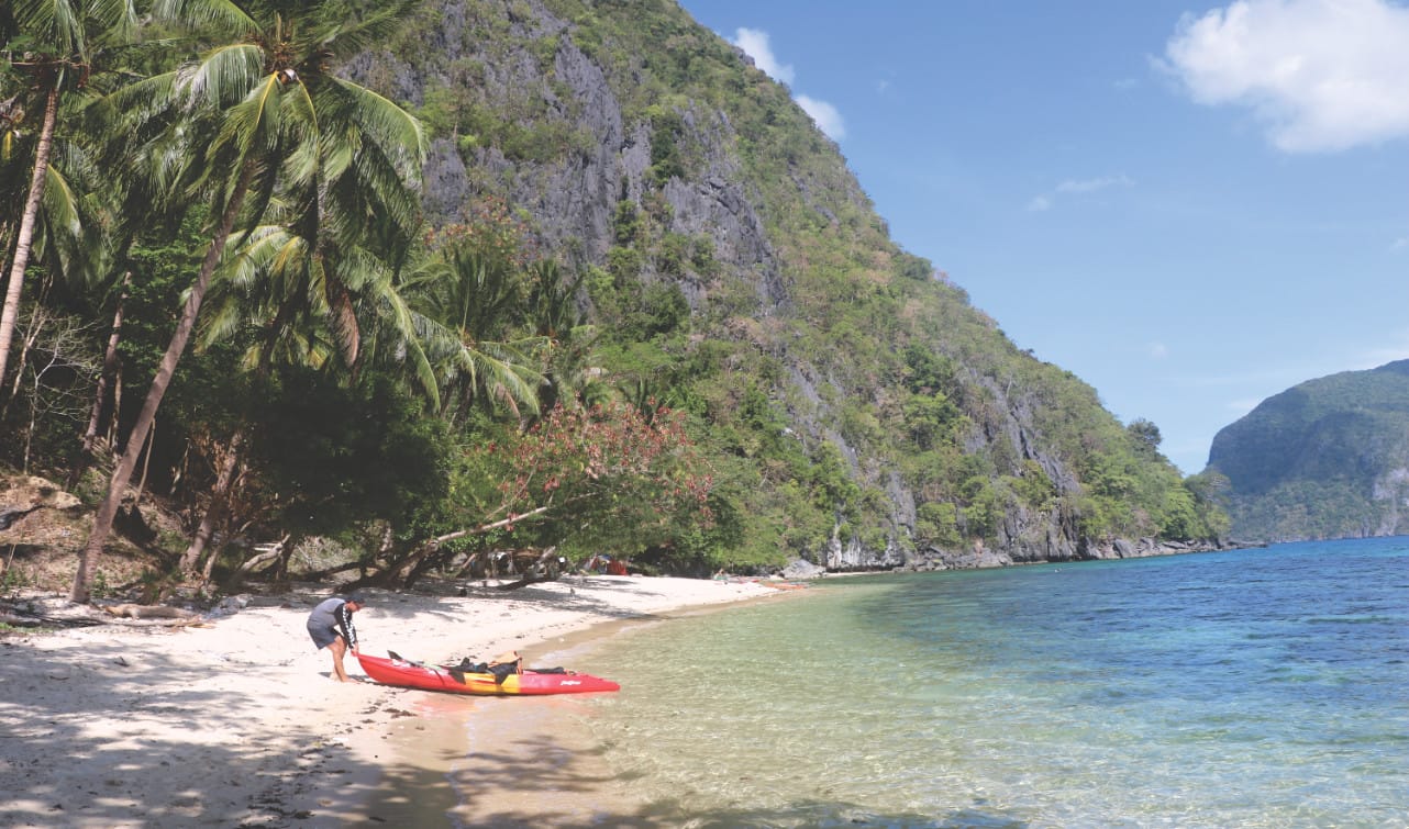 Kajak Tour in El Nido Kajak Tour in El Nido