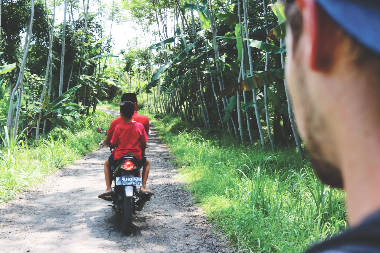 Fahrt zum Wasserfall 