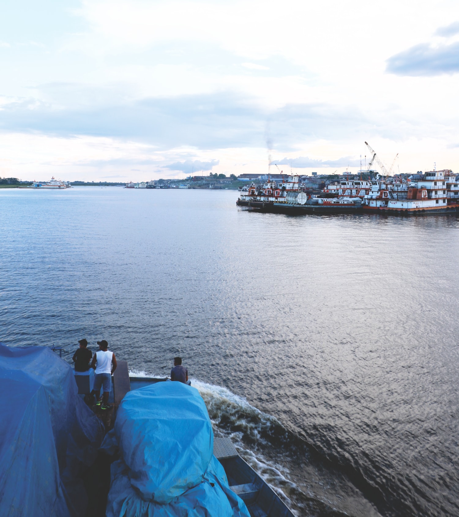 Mit dem Frachtschiff in Iquitos angekommen Mit dem Frachtschiff in Iquitos angekommen