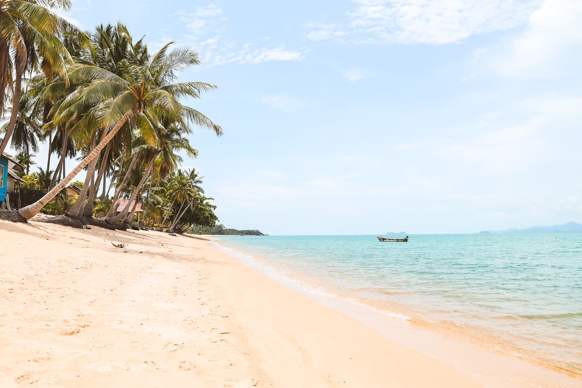 Koh Samui - Reisetipps & Sehenswürdigkeiten - Maenam Strand