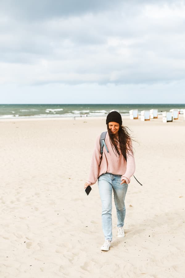Mecklenburg-Vorpommern - Warnemünde Ania am Strand