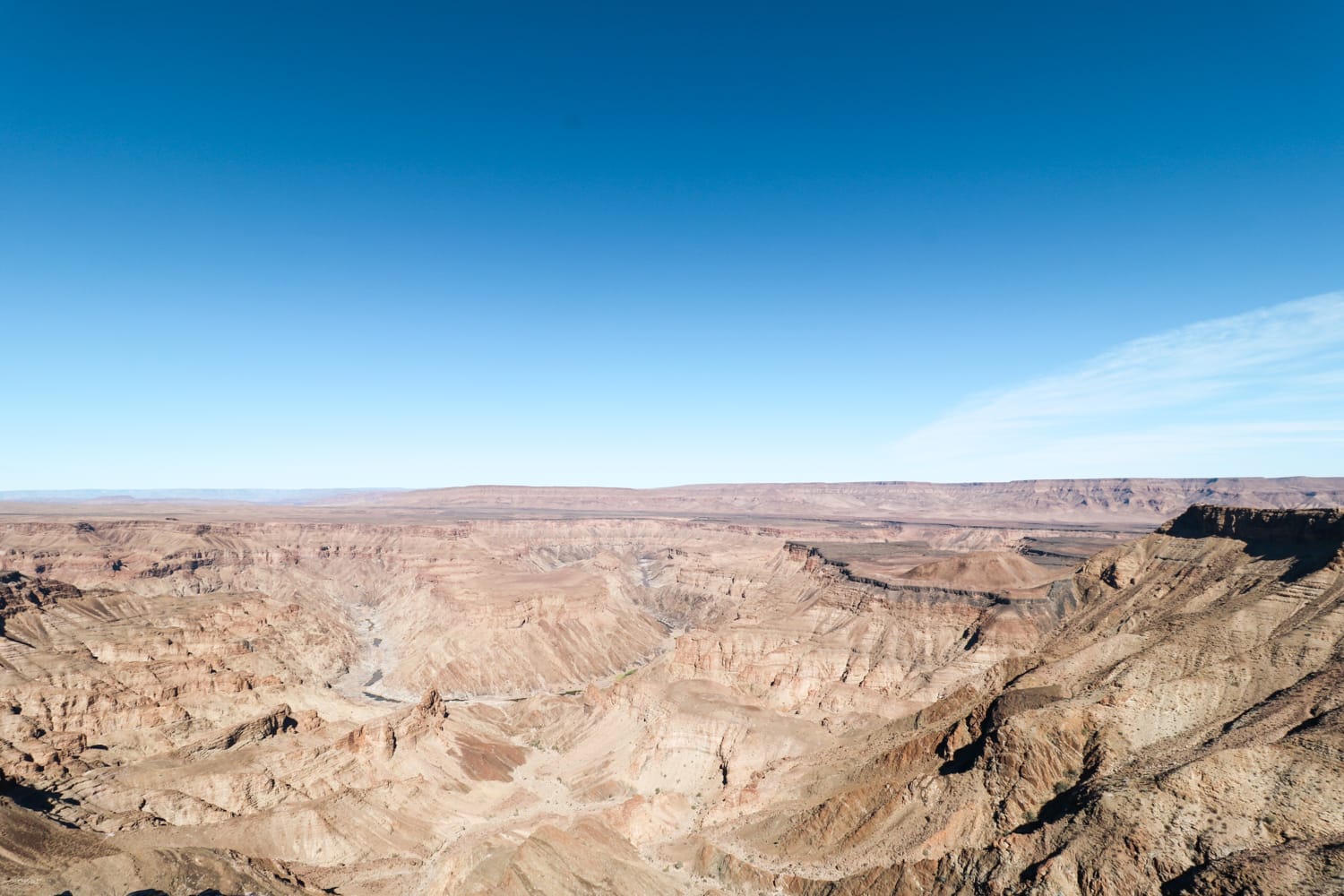 Namibia: Nationalparks und Reisetipps - Fish River Canyon Namibia: Sehenswürdigkeiten und Reisetipps - Fish River Canyon