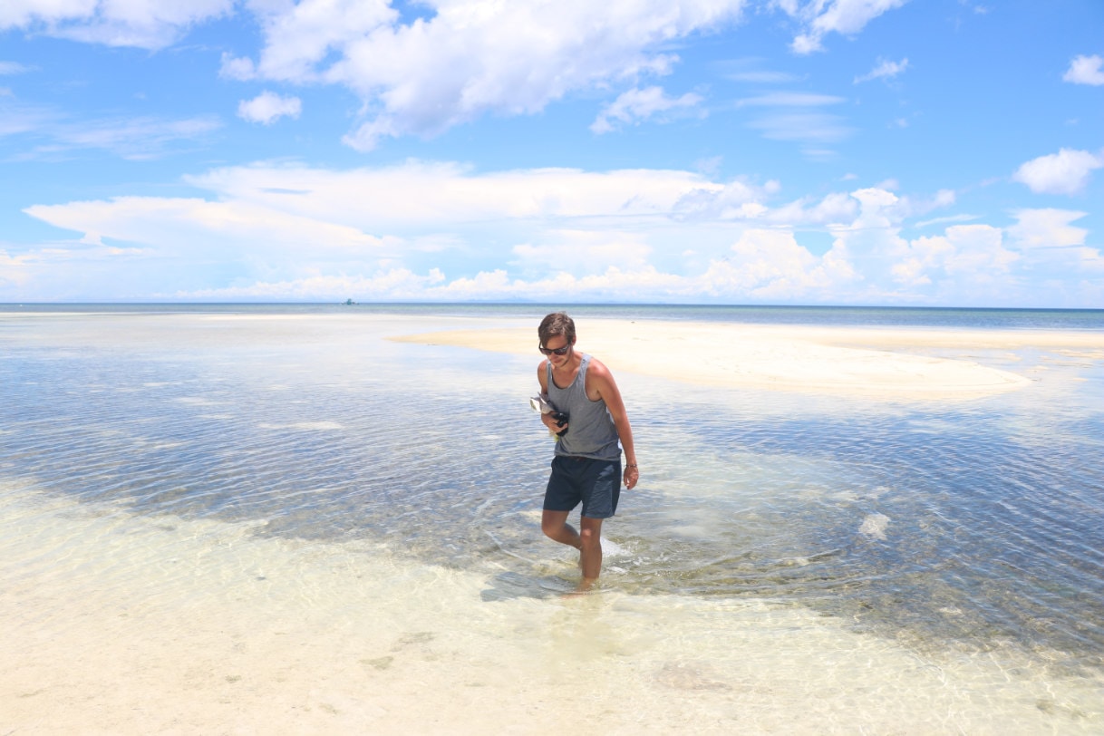 Daniel auf den Philippinen am Strand Daniel auf den Philippinen am Strand
