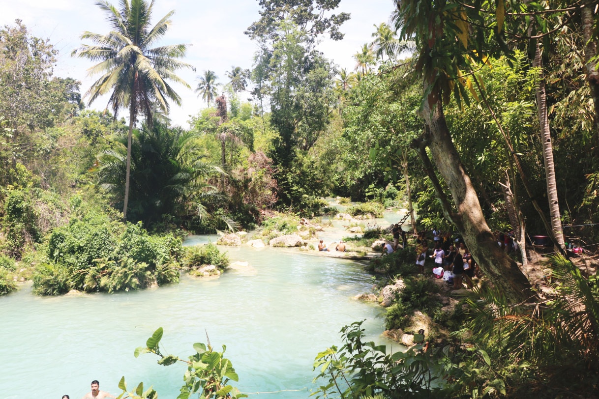 Wasserfall auf den Philippinen Wasserfall auf den Philippinen