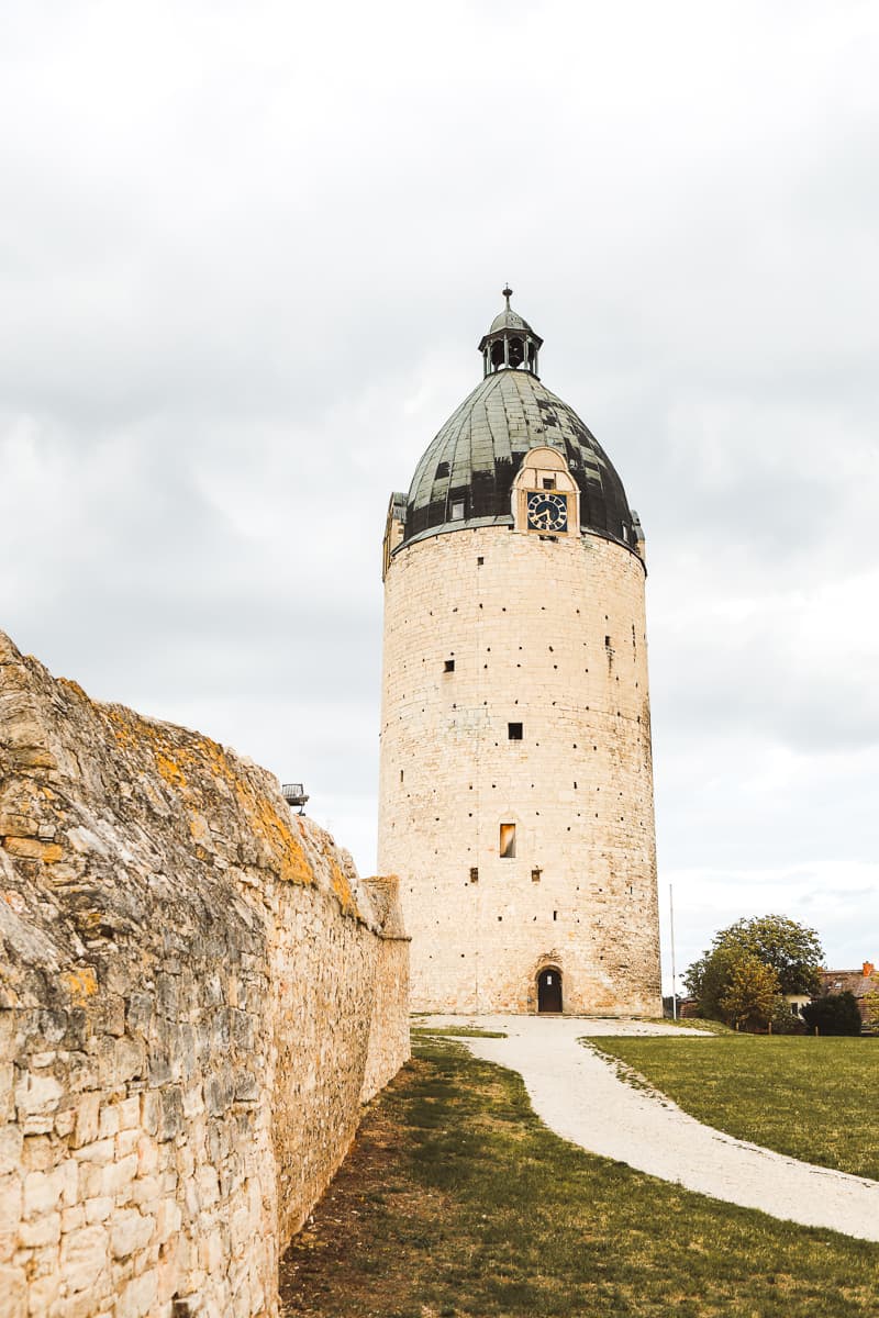 Sachsen-Anhalt - Ausflugsziel & Sehenswürdigkeiten - Schloss Neuenburg Sachsen-Anhalt - Ausflugsziel & Sehenswürdigkeiten - Schloss Neuenburg
