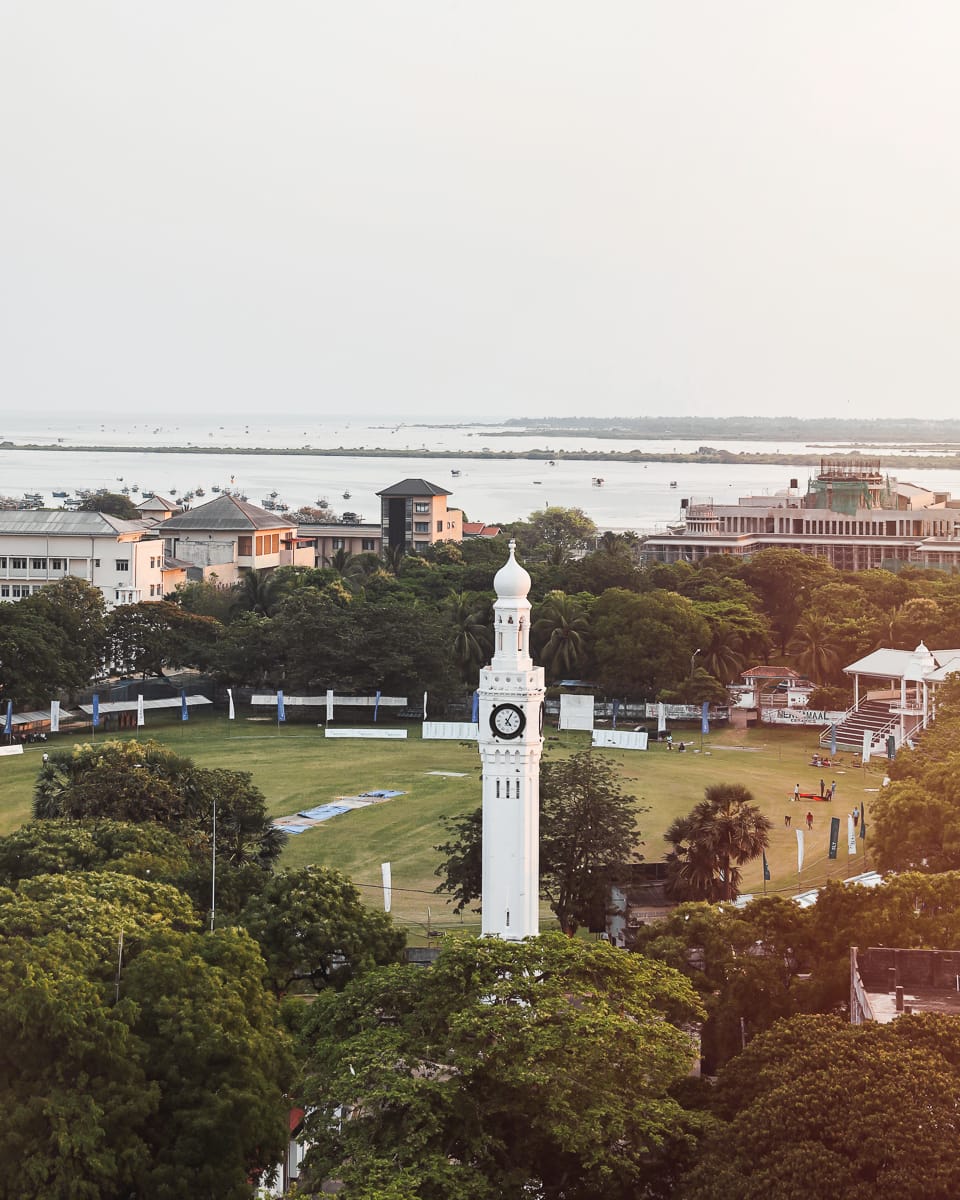 Sri Lanka - Sehenswürdigkeiten & Highlights - Jaffna Clocktower Sri Lanka - Sehenswürdigkeiten & Highlights - Jaffna Clocktower