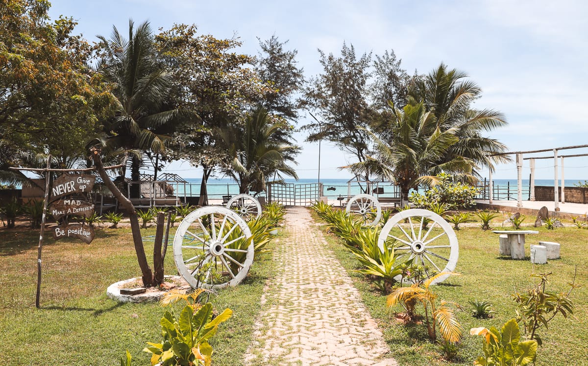 Sri Lanka - Unterkunft/Hotel - Esha Beach Resort