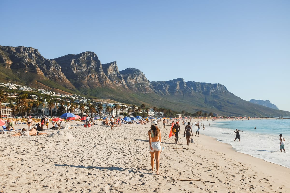 Südafrika Sehenswürdigkeiten & Highlights - Kapstadt Camps Bay Strand