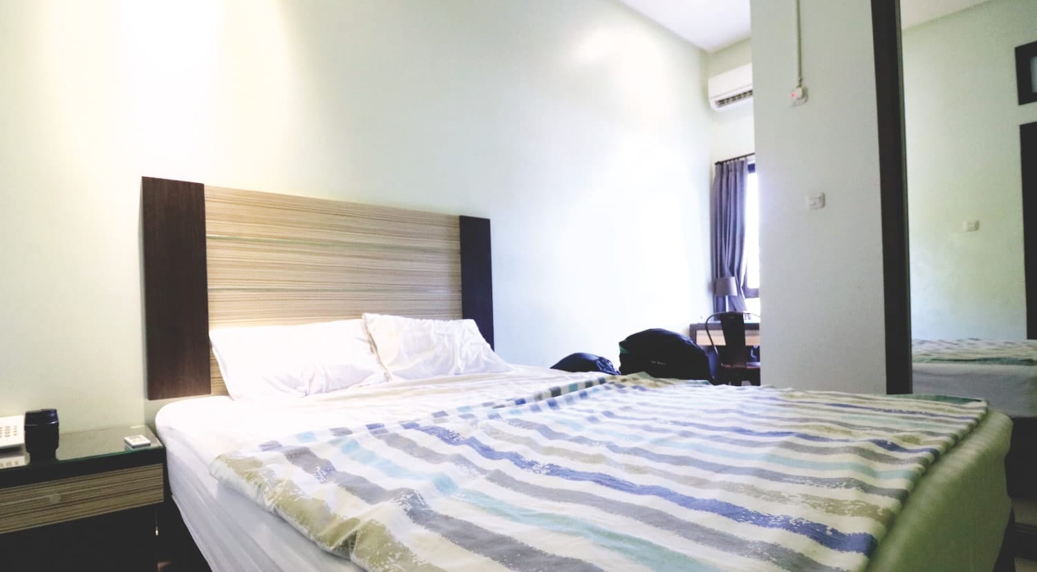 Sulawesi Unterkunft - Manado - Istanaku Guesthouse - Raum