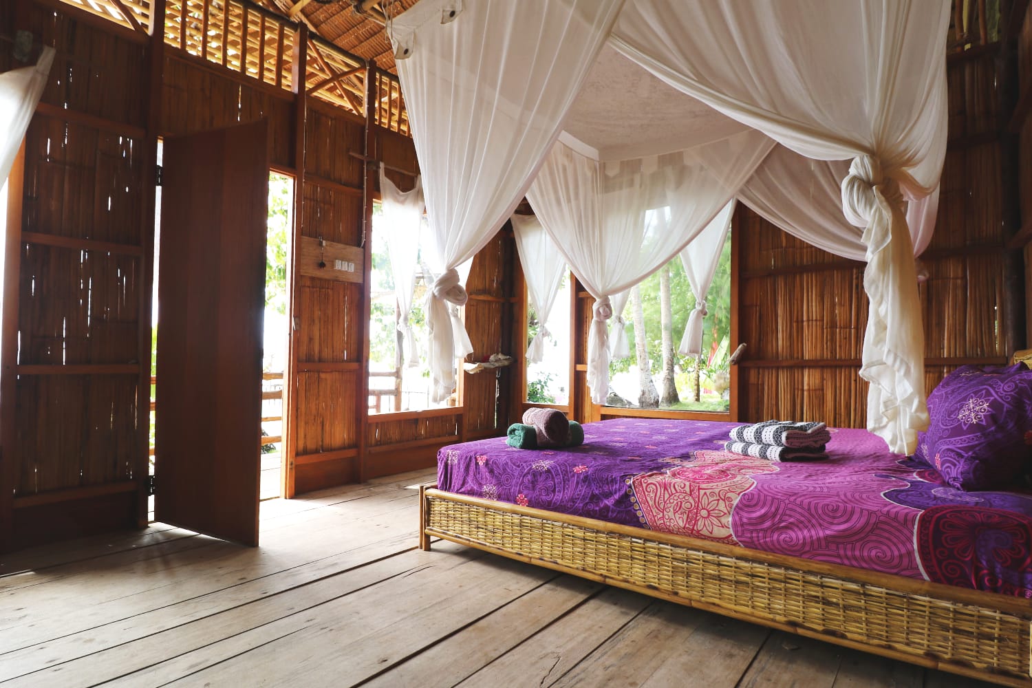 Sulawesi Unterkunft - Poki Poki - Bungalow am Strand - Togian Inseln