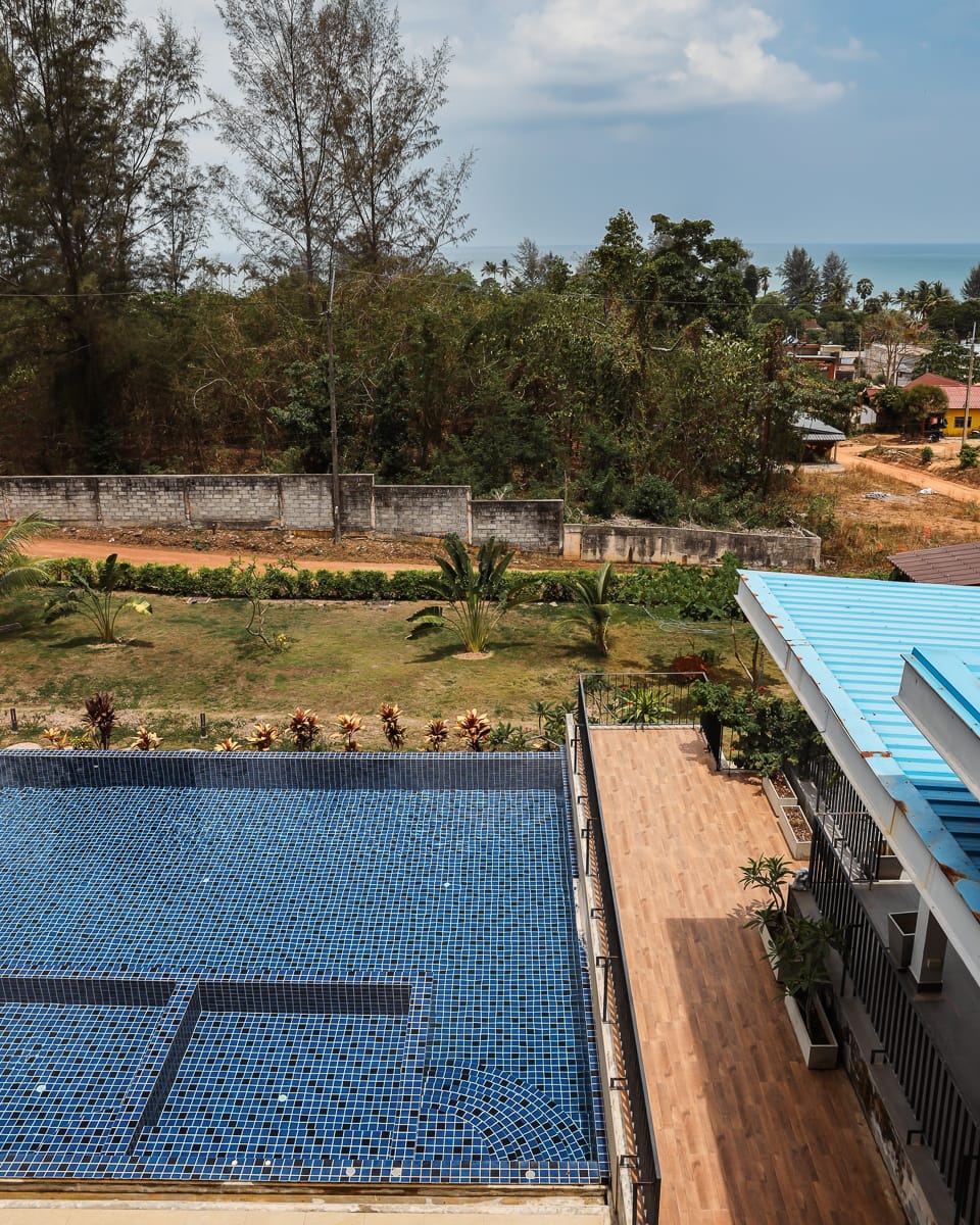 Thailand - Unterkunft auf Koh Lanta - Pool und Aussicht