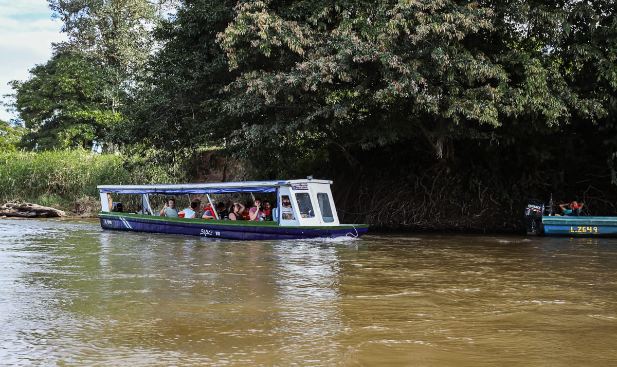 Tortuguero Nationalpark - Reisetipps/Guide - Anreise mit Boot Tortuguero Nationalpark - Reisetipps/Guide - Anreise mit Boot