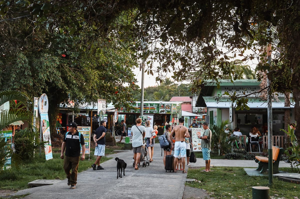 Tortuguero Nationalpark - Reisetipps/Guide - Restaurants im Dorf Tortuguero Nationalpark - Reisetipps/Guide - Restaurants im Dorf