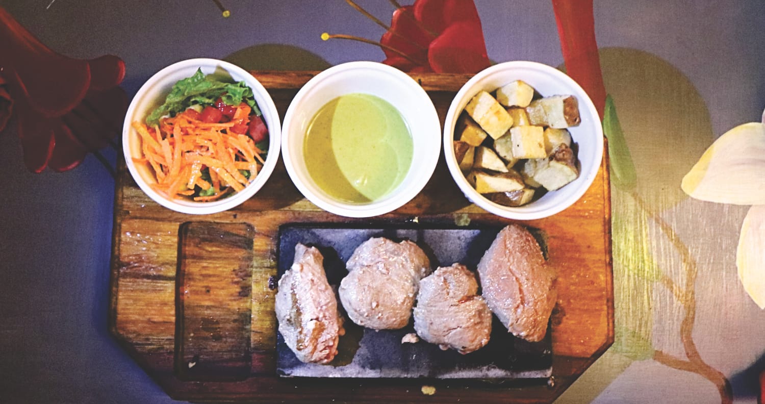 Typisches Essen in Peru: Alpaka Steak Typisches Essen in Peru: Alpaka Steak