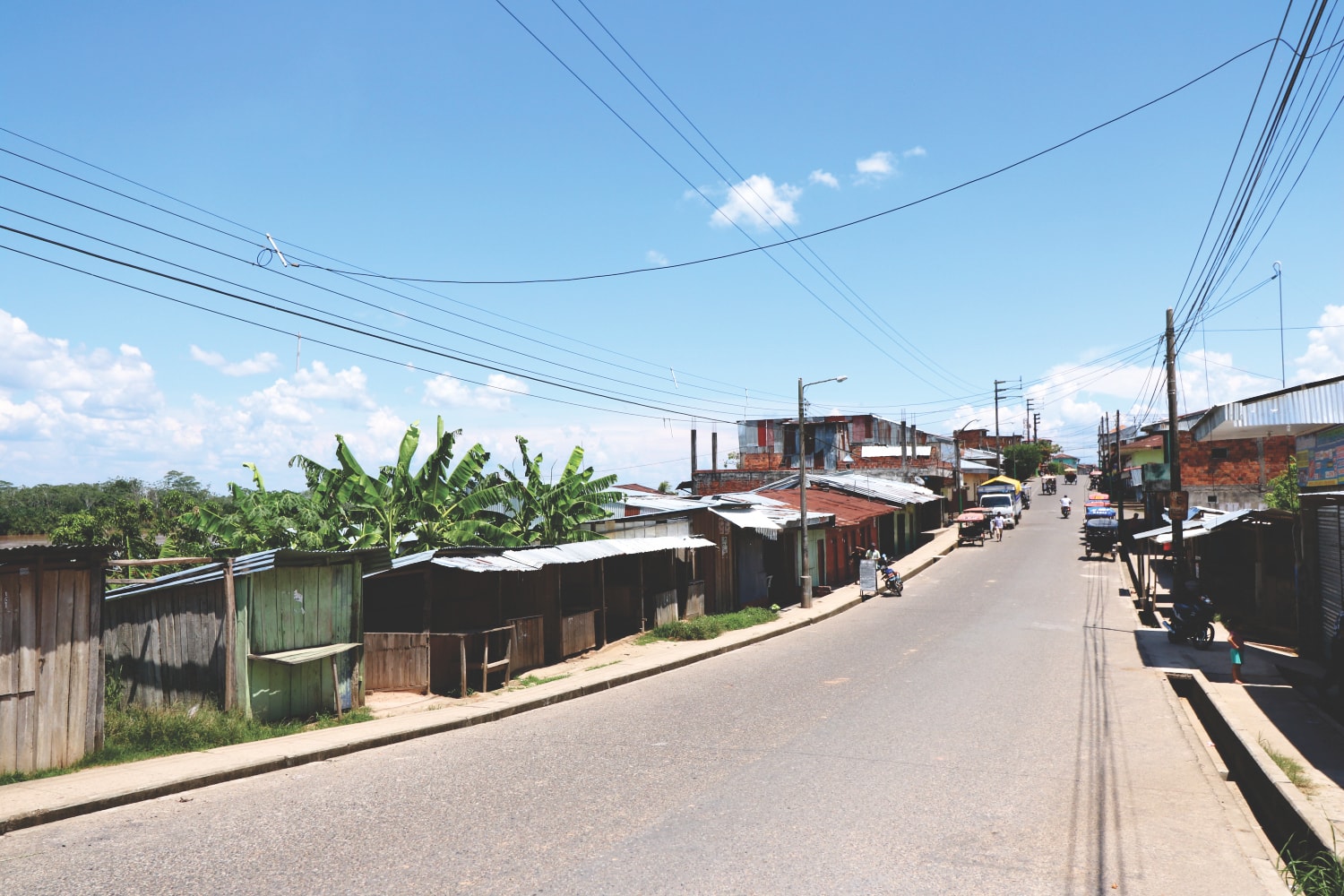Häuser in der Stadt Yurimaguas in Peru Häuser in der Stadt Yurimaguas in Peru